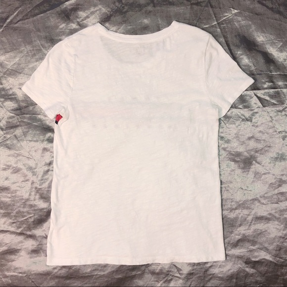 Tommy Hilfiger Women’s Big Logo Line T-shirt - Picture 2 of 7